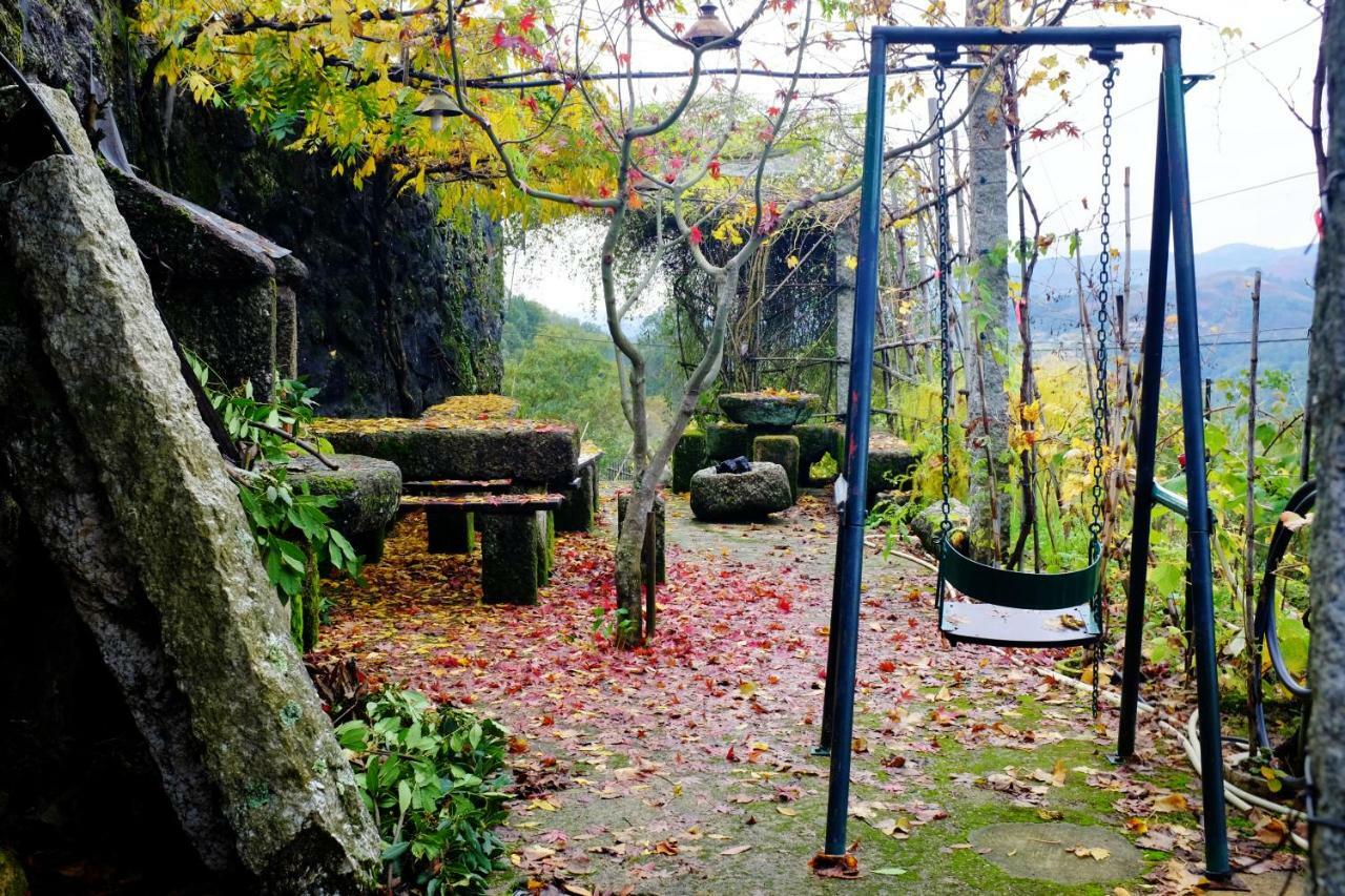 Casa Do Penedo Geres Villa แตร์ฮัส เจ บอว์โร ภายนอก รูปภาพ