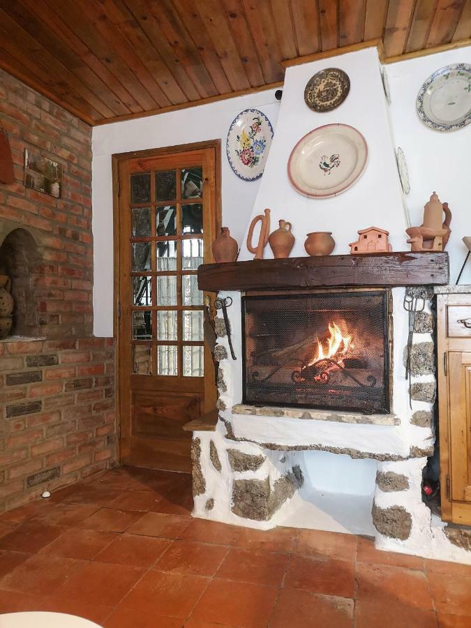 Casa Do Penedo Geres Villa แตร์ฮัส เจ บอว์โร ภายนอก รูปภาพ