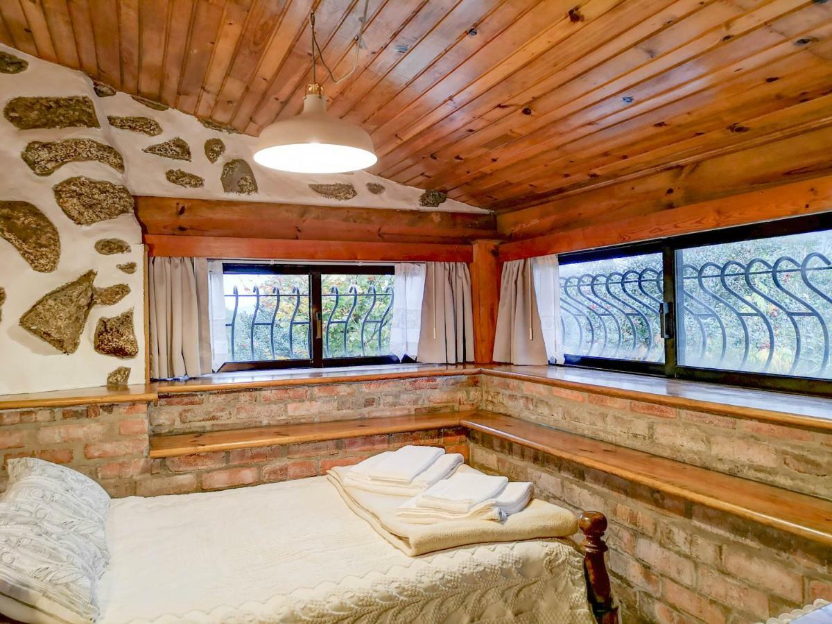Casa Do Penedo Geres Villa แตร์ฮัส เจ บอว์โร ภายนอก รูปภาพ